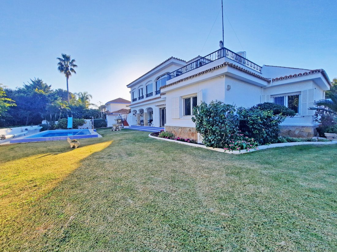 Villa in Arroyo de la Miel, Benalmadena, Andalusia 1 - 14988483