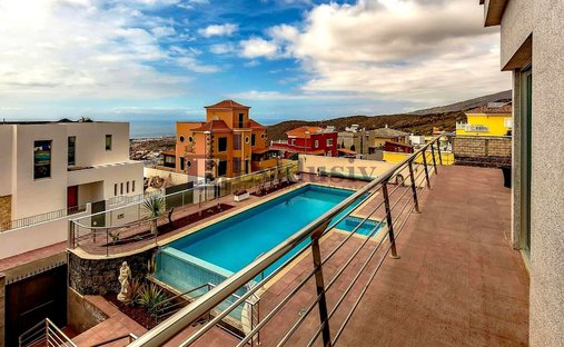 Villa in Adeje, Kanarische Inseln, Spanien 1