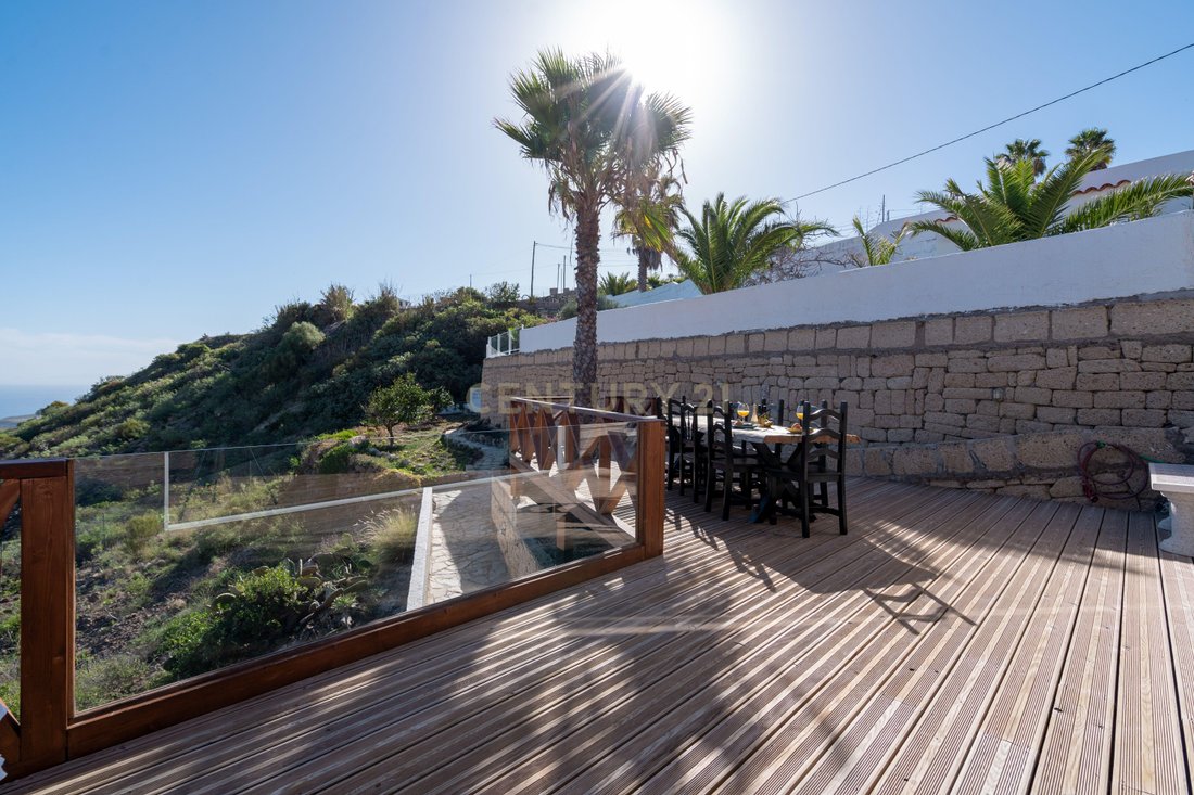 Villa in Arico, Canary Islands, Spain 3 - 13826341
