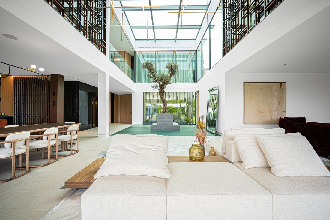 Villa in Marbella, Andalusia, Spain 2 - 15349348