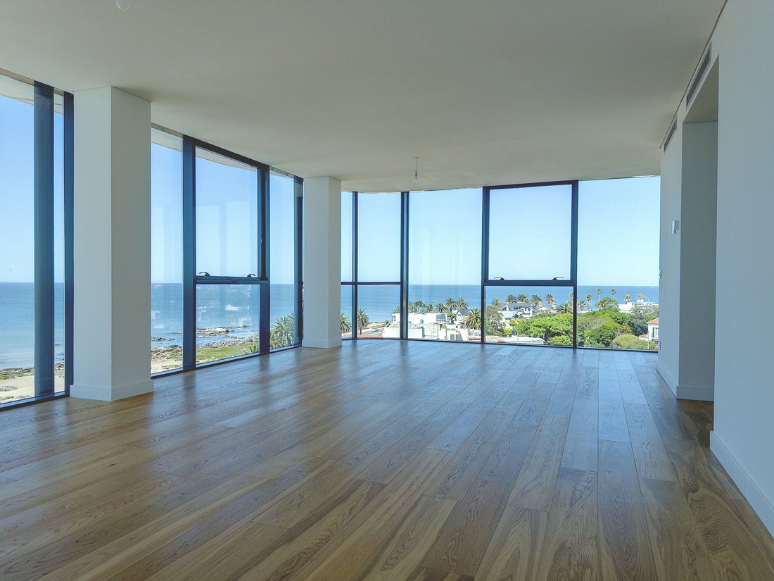 Apartment in Montevideo, Departamento de Montevideo, Uruguay 1 - 15349236