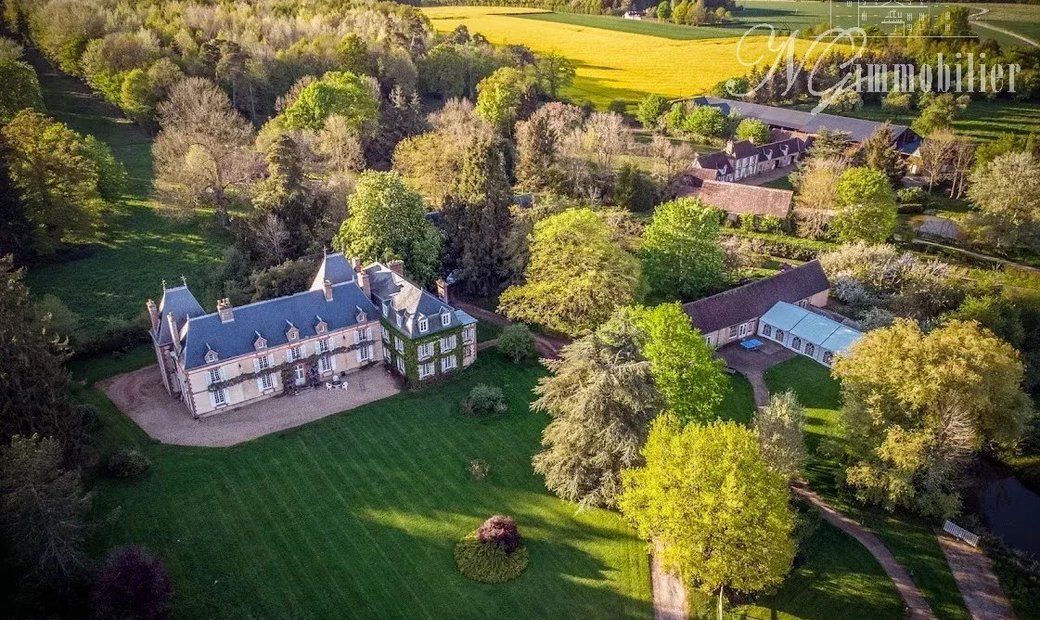 Saint Antonin De Sommaire Castle