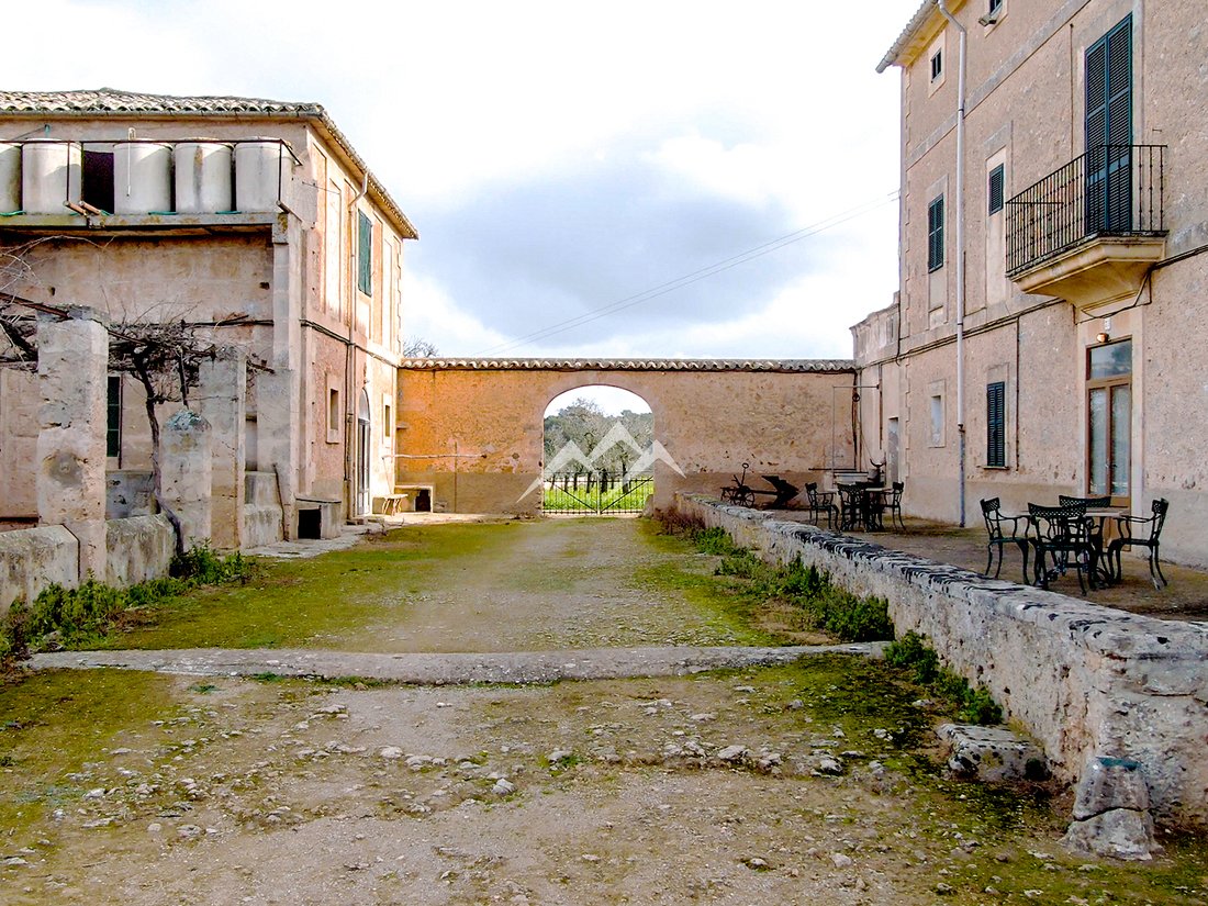 Finca in Algaida, Balearic Islands, Spain 2 - 15350531