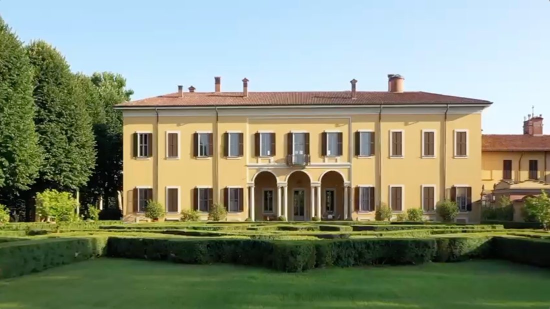 Villa in Rovellasca, Lombardy, Italy 2 - 15353097