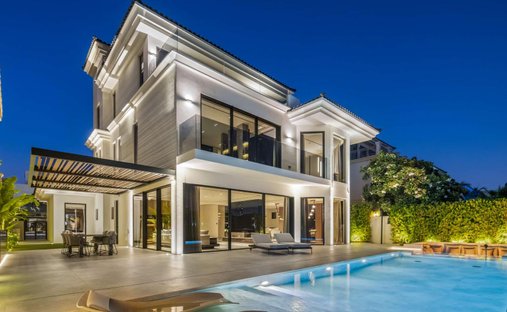 Villa in Dubai, Dubai, United Arab Emirates 1