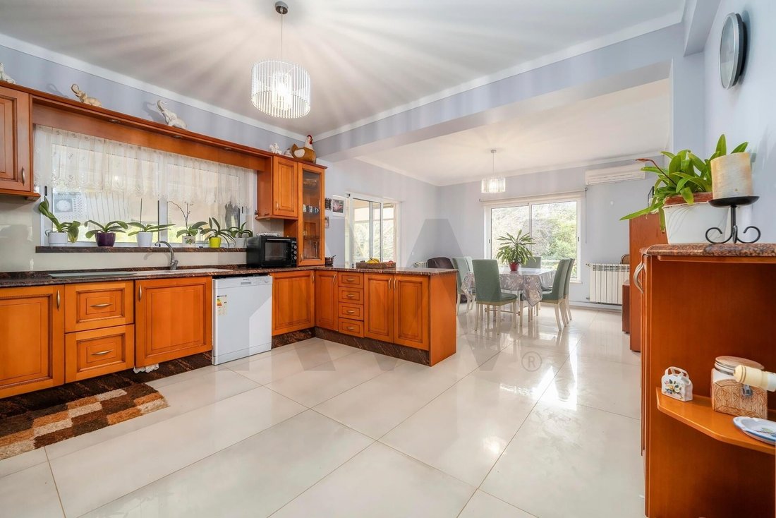 Townhouse in Santa Barbara de Nexe, Algarve, Portugal 1 - 15354131