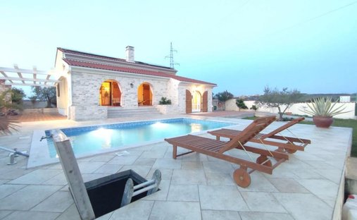 Villa in Brtonigla, Istria County, Croatia 1