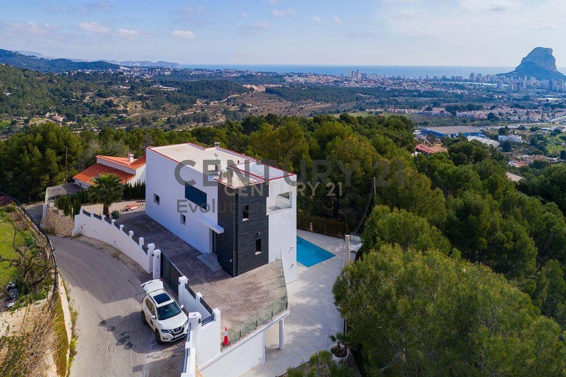 Villa in Calp / Calpe, Valencian Community, Spain 4 - 12559499