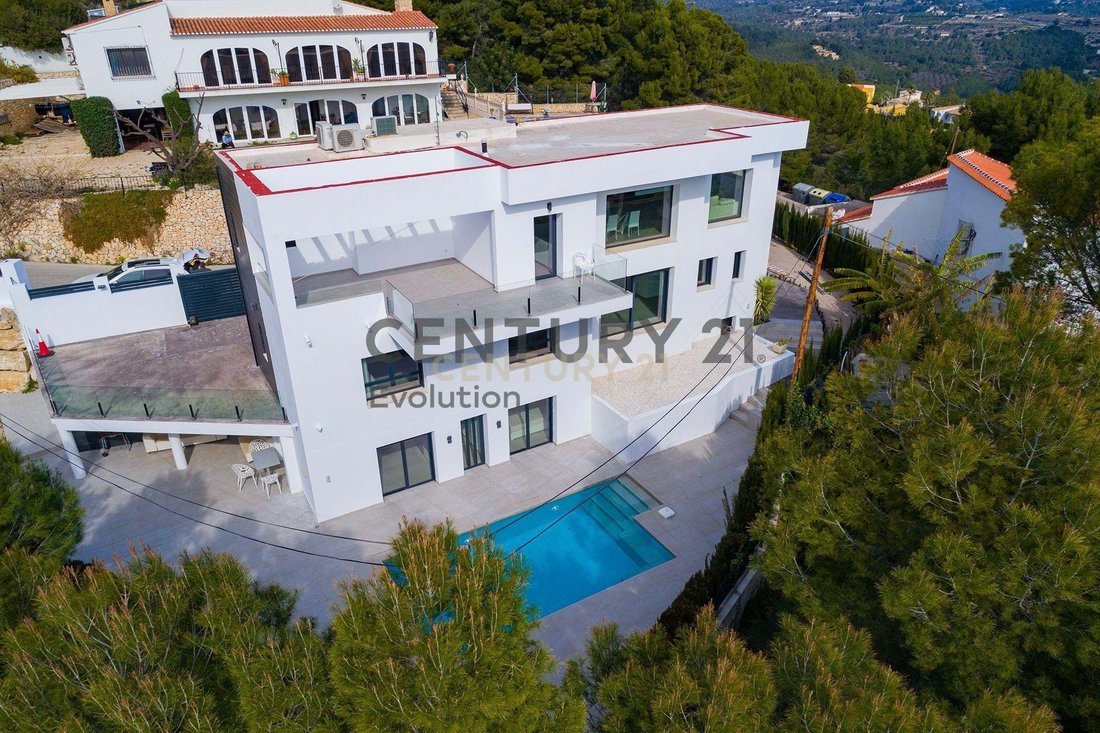 Villa in Calp / Calpe, Valencian Community, Spain 3 - 12559499
