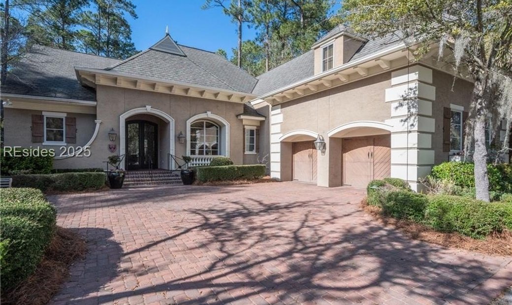 Casual Elegance In Prestigious In Bluffton, South Carolina, United