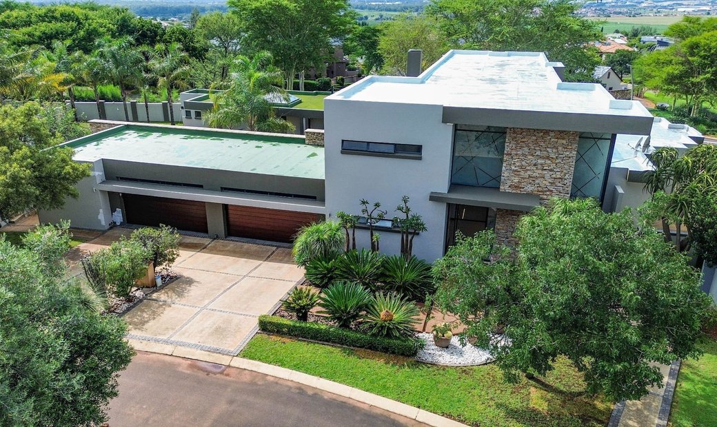 Masterpiece Of Distinction In Midlands Dans Midstream Estate, South ...