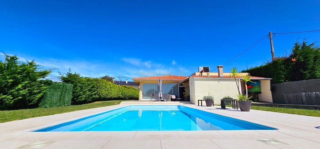 Villa in Povoa de Varzim, Beiriz e Argivai, Porto District, Portugal 1 - 14490187