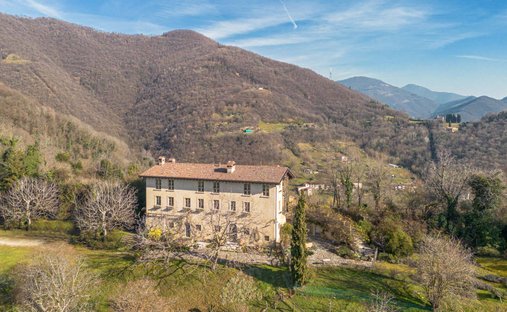 House in Cenate Sopra, Lombardy, Italy 1
