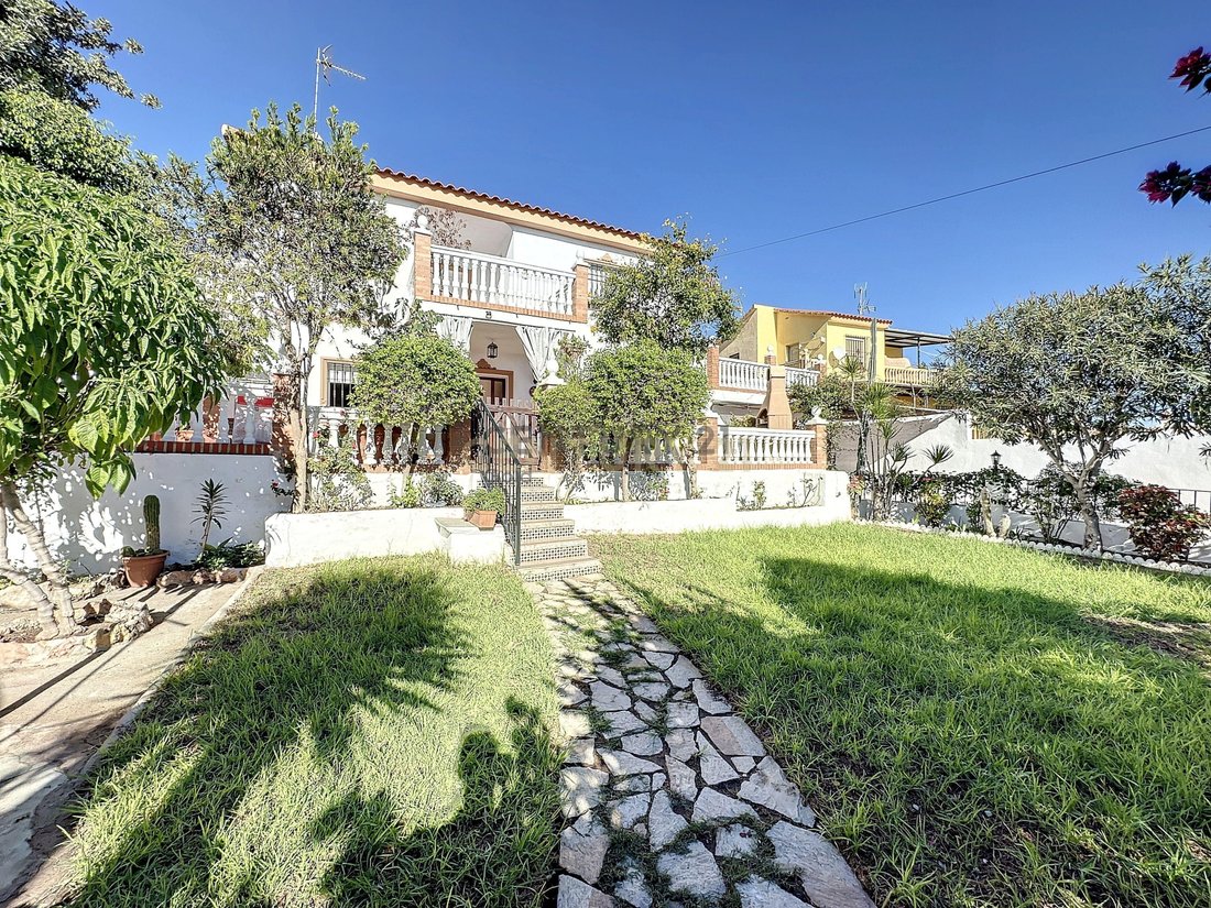 Villa in Churriana (District), Malaga, Spain 3 - 13425694