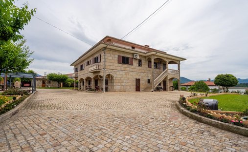 Villa in Prozelo, Viana do Castelo District, Portugal 1