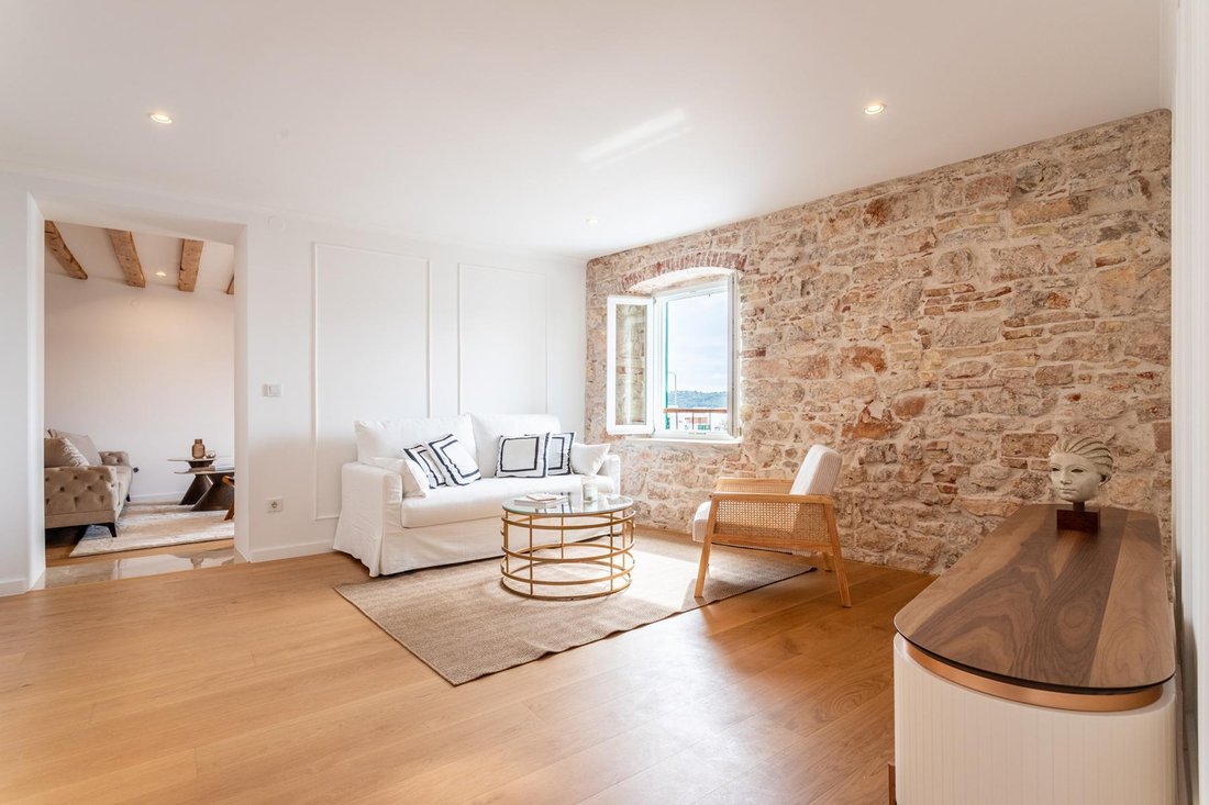 Apartment in Gradska cetvrt Varos, Sibenik, Sibenik-Knin County 1 - 14693249