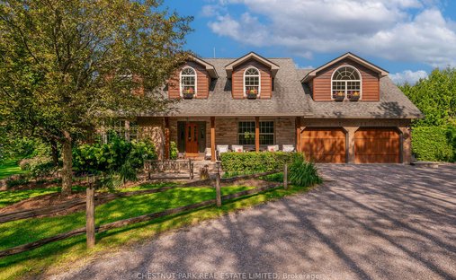 House in Oshawa, Ontario, Canada 1
