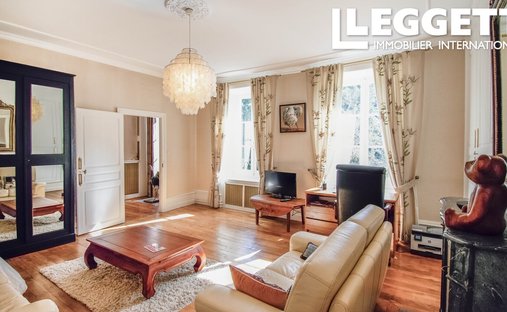 Castle for Sale in Ussel, Nouvelle-Aquitaine, France