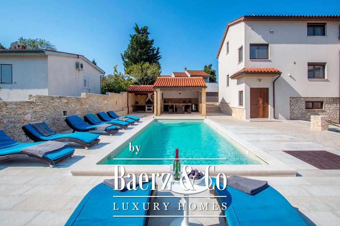 Villa in Medulin, Istria County, Croatia 2 - 15354048