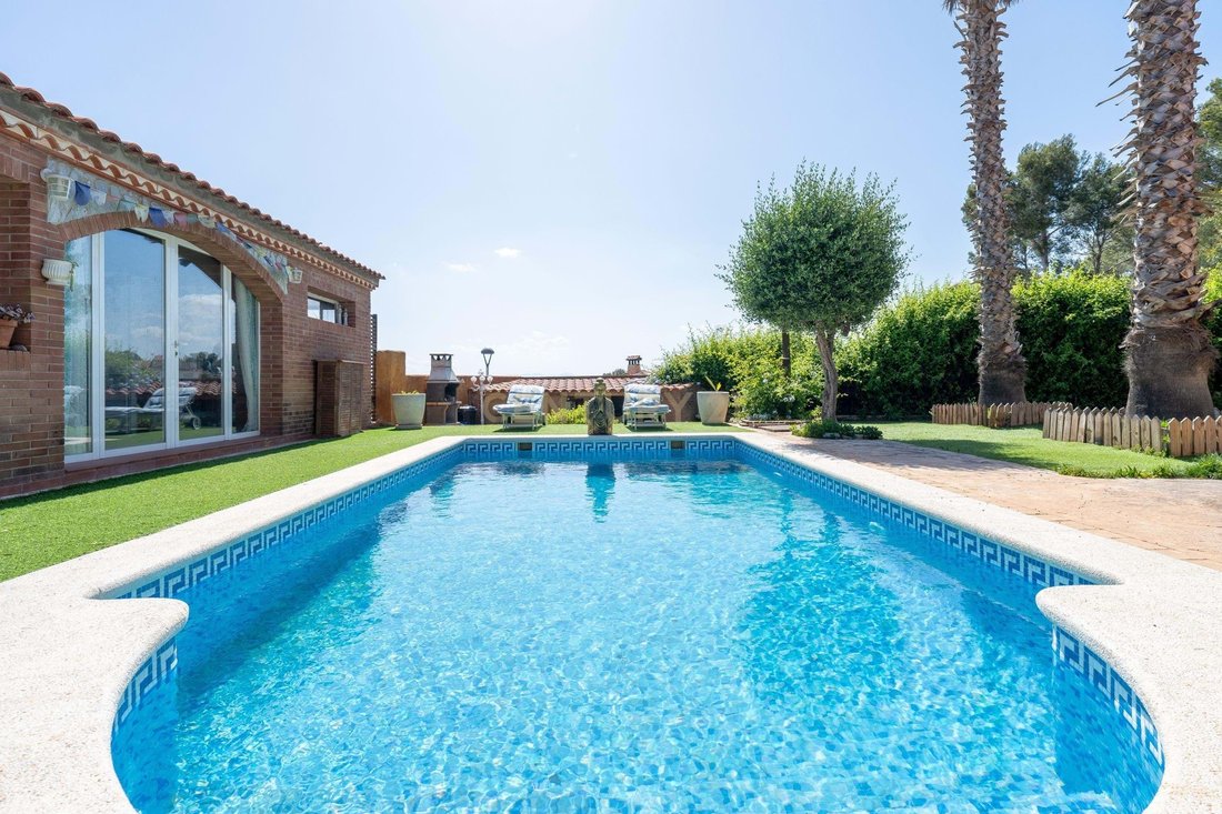 Villa in Els Pallaresos, Catalonia, Spain 3 - 14333263