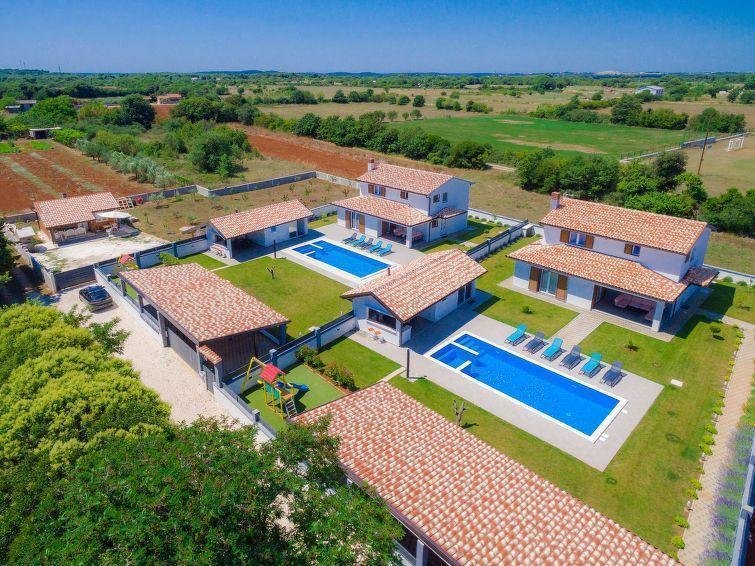 Villa in Sisan, Istria County, Croatia 1 - 11888345
