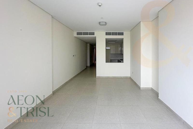 Apartment in Mirdif, Dubai, United Arab Emirates 2 - 15353731
