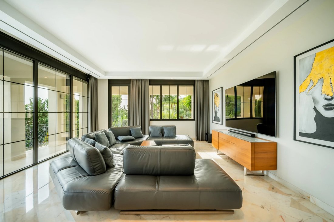 Villa in Marbella, Andalusia, Spain 4 - 15356139