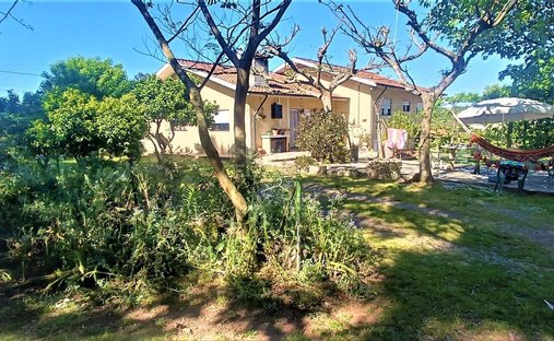 Villa in Santo Tirso, Couto (Santa Cristina e Sao Miguel) e Burgaes, Porto District, Portugal 1