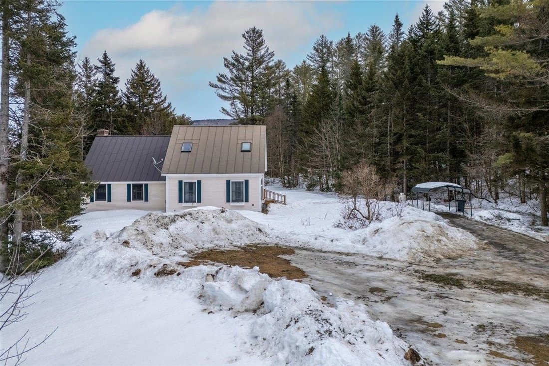 Cozy Mountain Escape On 10.42+/ Acres In Mount Holly, Vermont, United States For Sale (15354758)