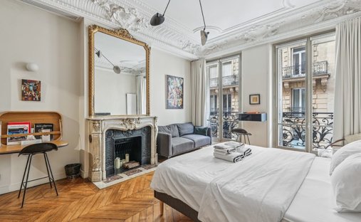 Apartment in Triangle d'Or, Paris 8e Arrondissement, Paris 1