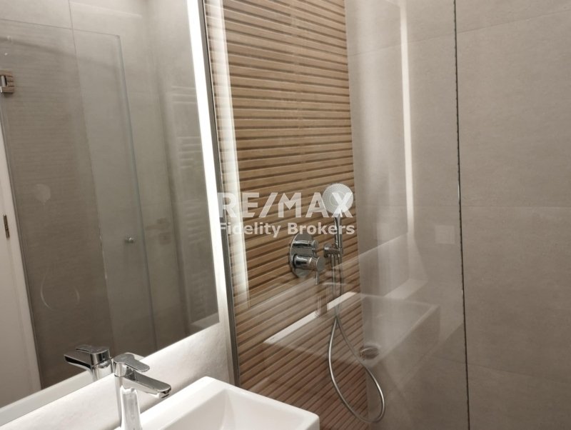 Apartment in Sunoikia Kolonakiou, 1st District of Athens, Athens 5 - 15351342