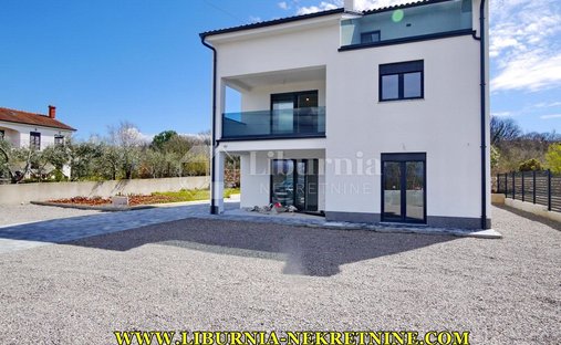 House in Malinska, Primorje-Gorski Kotar County, Croatia 1
