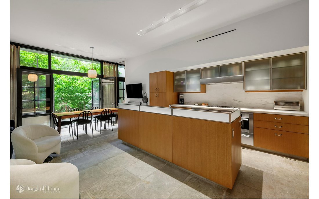 House in New York, New York, United States 5 - 15351512
