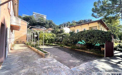 Estate in Nice, Provence-Alpes-Côte d'Azur, France 1