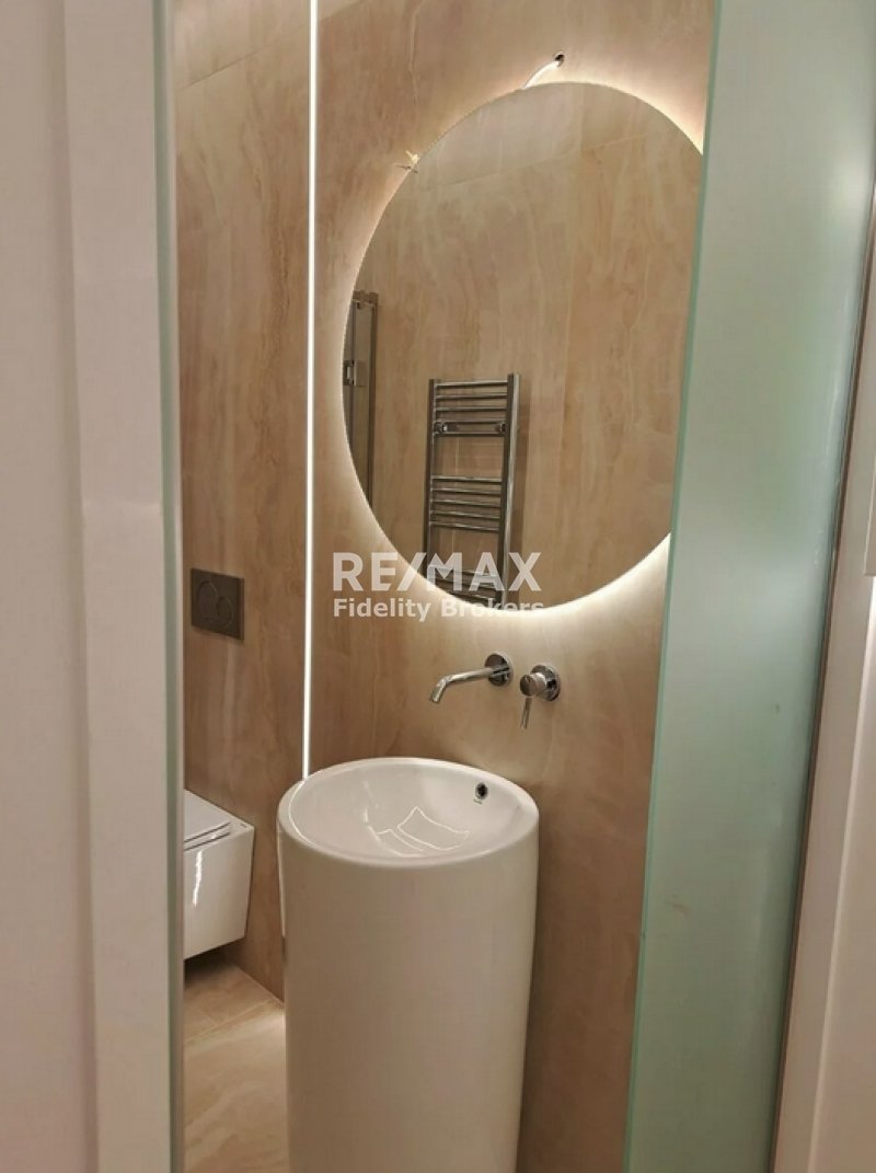 Apartment in Sunoikia Kolonakiou, 1st District of Athens, Athens 3 - 15351342