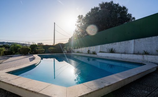 Villa in Santana, Setúbal, Portugal 1