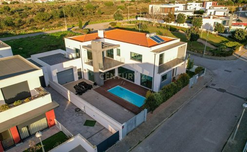 Villa in Ericeira, Lisbon, Portugal 1