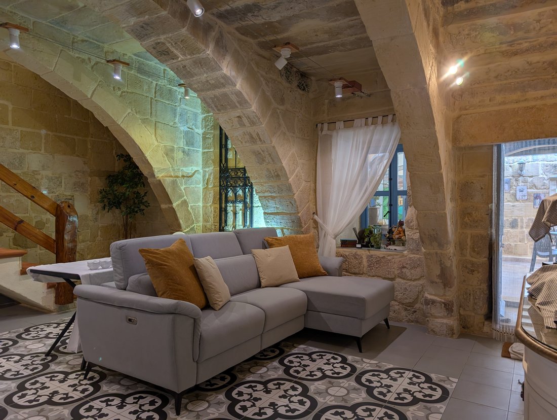 Gharb, Malta 3 - 15353185
