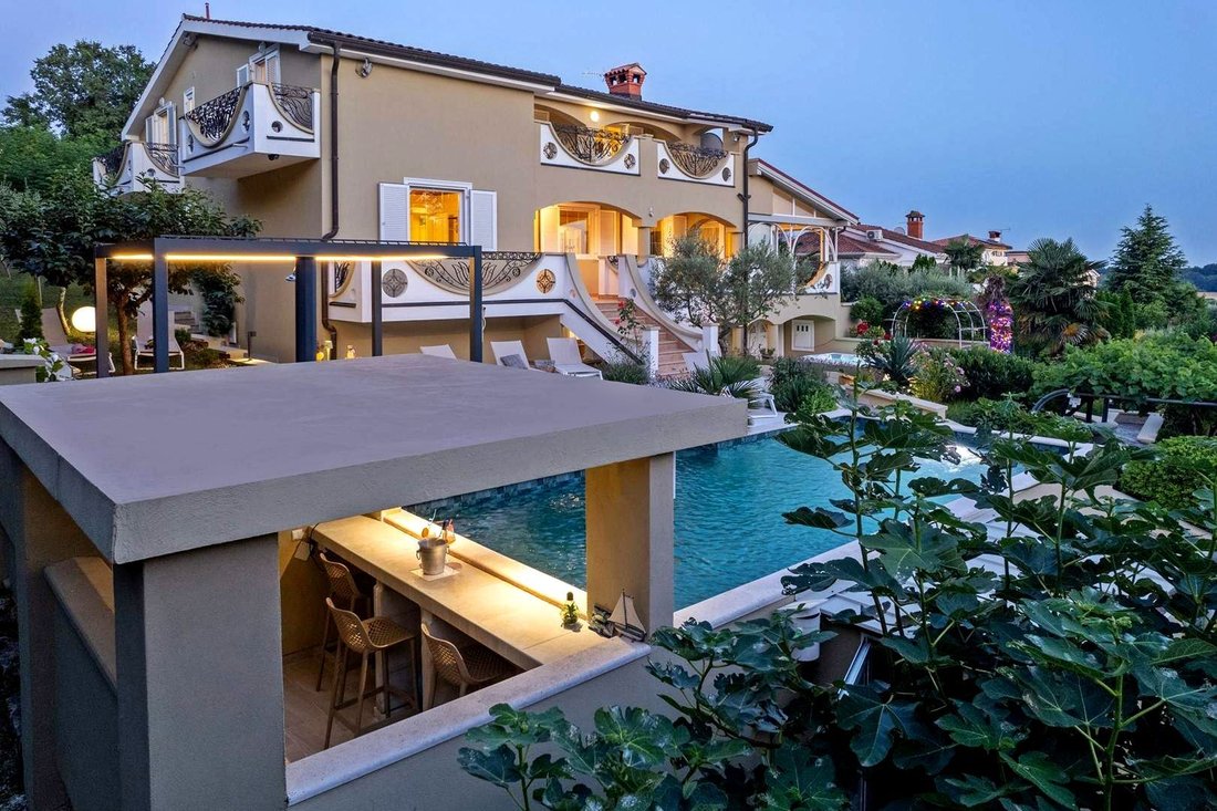 Villa in Porec, Istria County, Croatia 3 - 15352984