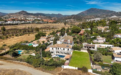 Villa in Marbella, Andalusia, Spain 1