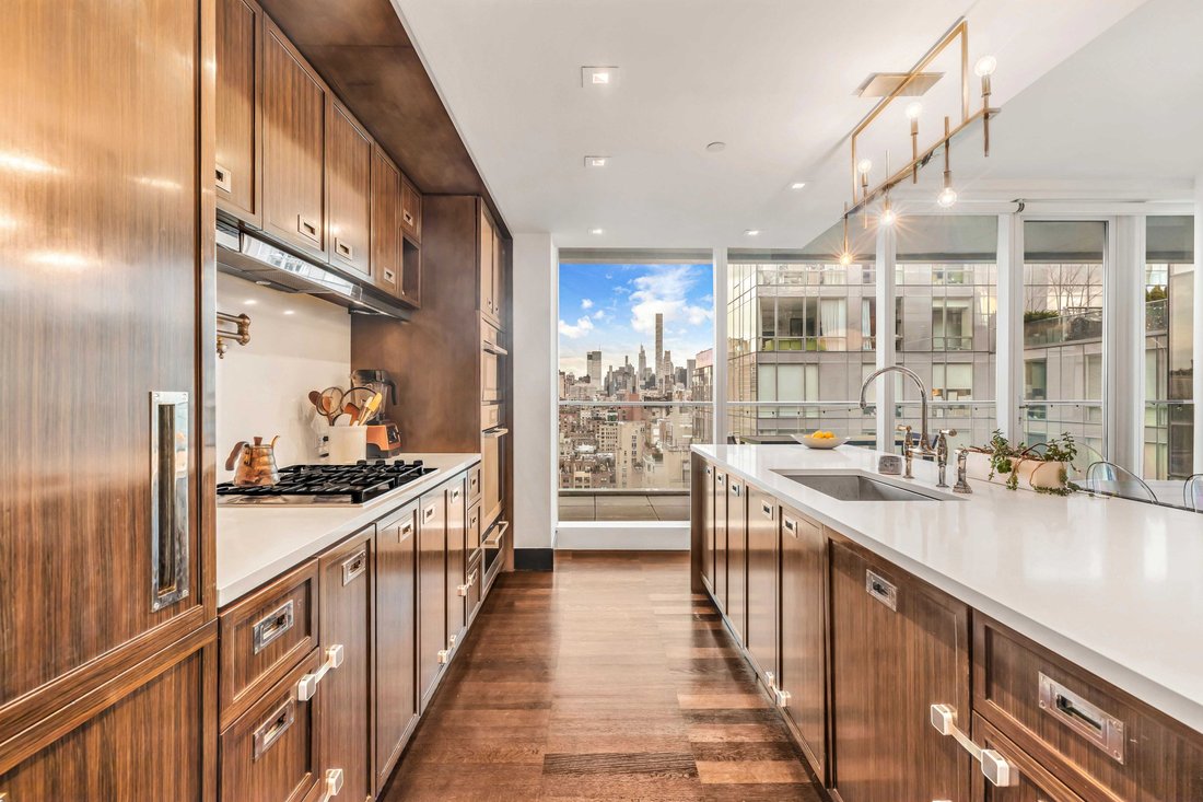 Condo in New York, New York, United States 3 - 15351646