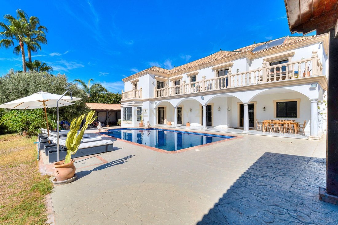 Villa in Marbella, Andalusia, Spain 3 - 14795561