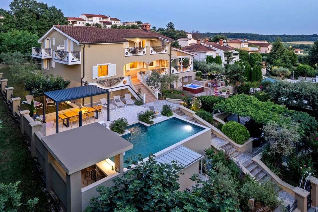 Villa in Porec, Istria County, Croatia 2 - 15352984