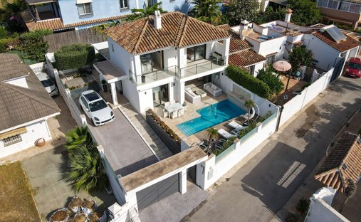 Villa in Marbella, Andalusia, Spain 1