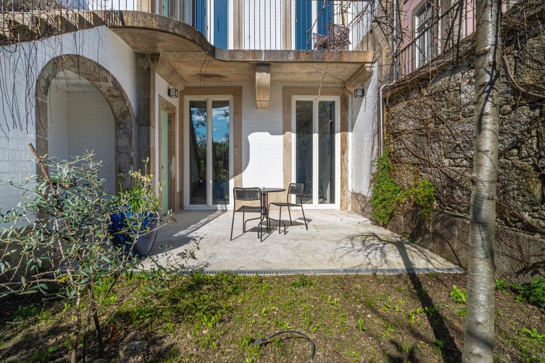 Apartment in Cedofeita, Santo Ildefonso, Se, Miragaia, Sao Nicolau e Vitoria, Porto District, Portugal 1 - 15353029