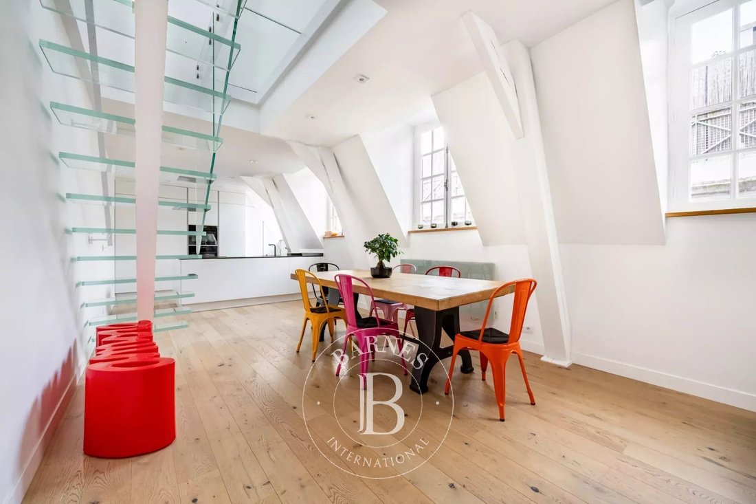 Apartment in Enfants Rouges, Paris 3e Arrondissement, Paris 5 - 15358698