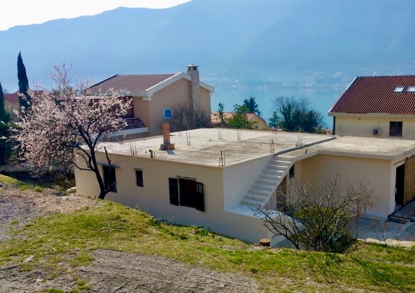 Land in Kotor, Kotor Municipality, Montenegro 2 - 15358151