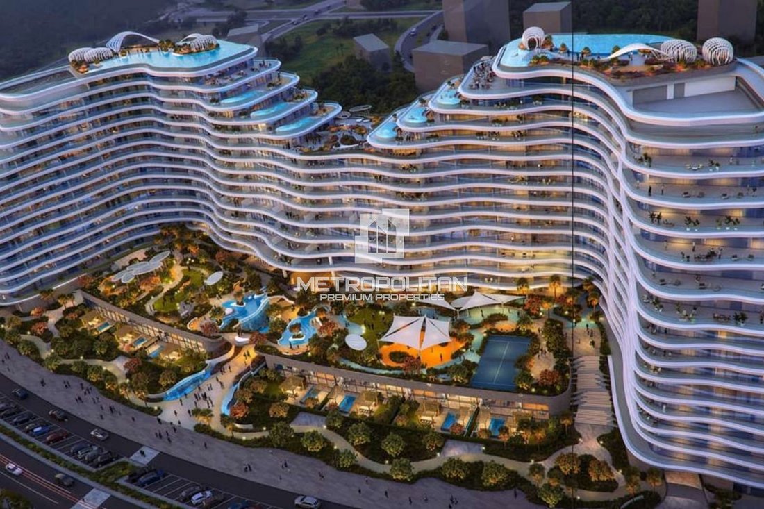 Apartment in Al Jazirah Al Hamra, Ras al Khaimah, United Arab Emirates 1 - 15358755