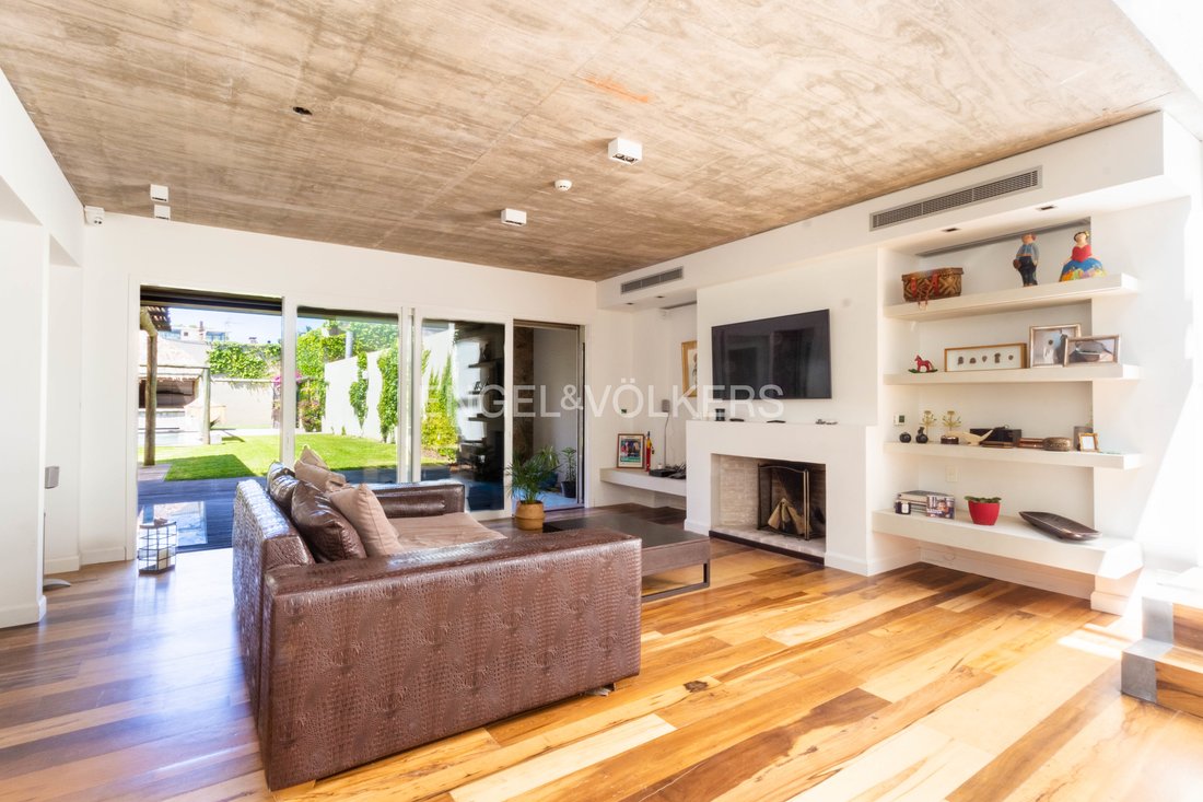 House in Montevideo, Departamento de Montevideo, Uruguay 5 - 15358846