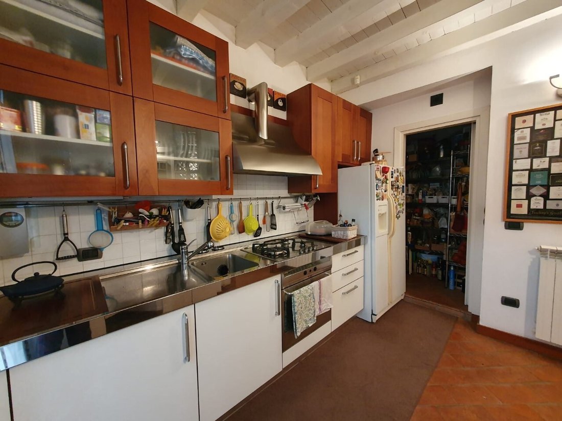 Apartment in Borgo Pignolo District, Bergamo, Italy 3 - 15359700